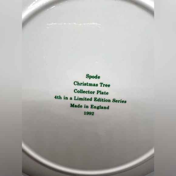 Vintage Spode Christmas Tree Collector 1992 Salad Dessert Plate England 8.5 in - Picture 7 of 7